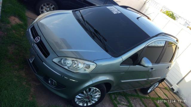 Fiat Idea essence 1.6 - Foto 2