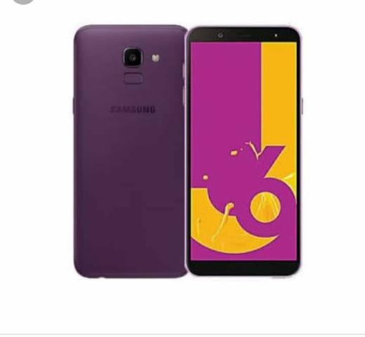 Celular Samsung j6 semi novo
