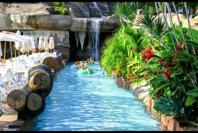Venha curtir Caldas Novas, Hotel Piazza DiRoma-acesso grátis ao Acqua Park Splash Di Roma