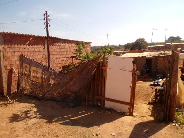 Vende- se, lote no sol nascente!