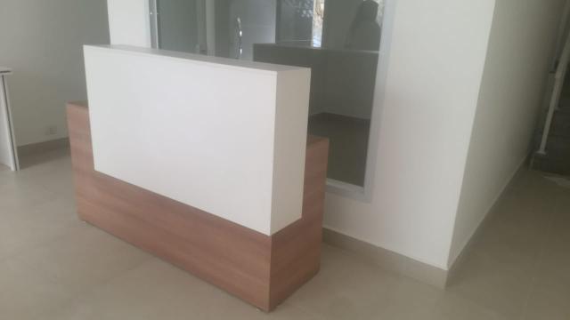 Balcão Amadeirado com Branco - Recepção Loja Escritorio Consultório Salão - Foto 4