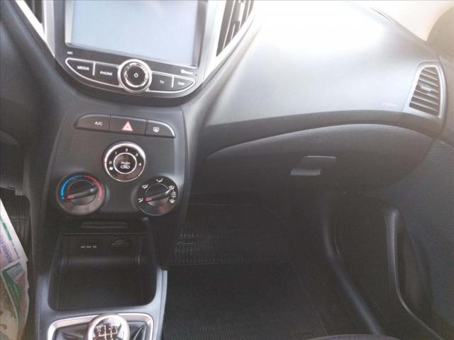 HYUNDAI HB20 1.6 COMFORT PLUS 16V FLEX 4P MANUAL - Foto 9