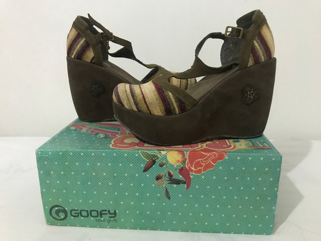goofy sapato