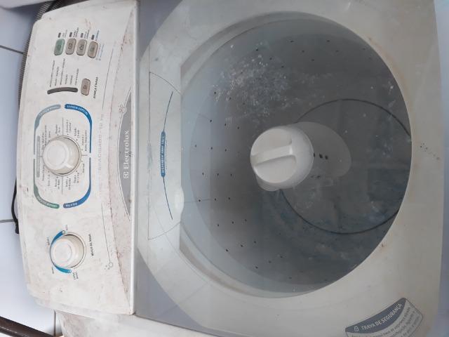 Vende- se máquina de lavar com defeito - Foto 3