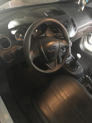 New Fiesta Branco (modelo 2015) - Muito Novo! - Foto 9