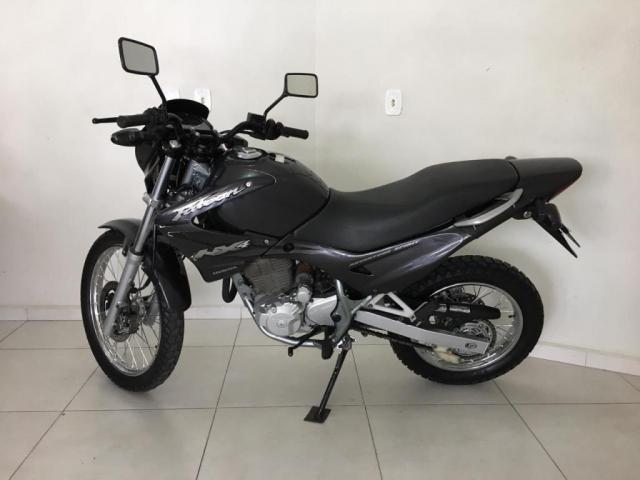Nx Falcon 400 2002 em excelente estado venha conferir - Foto 3