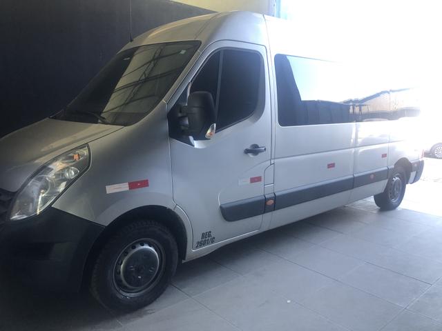 Master minibus 16 lugares assumir parcelas