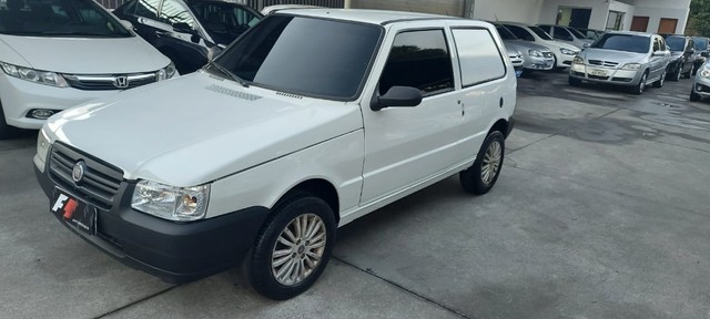 UNO FURGÃO 1.3
