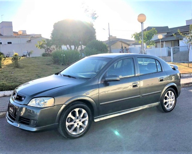 GM ASTRA HATCH 2.0 140CV