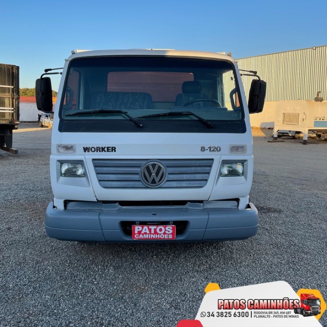 VOLKSWAGEN CAÇAMBA 8120 4X2