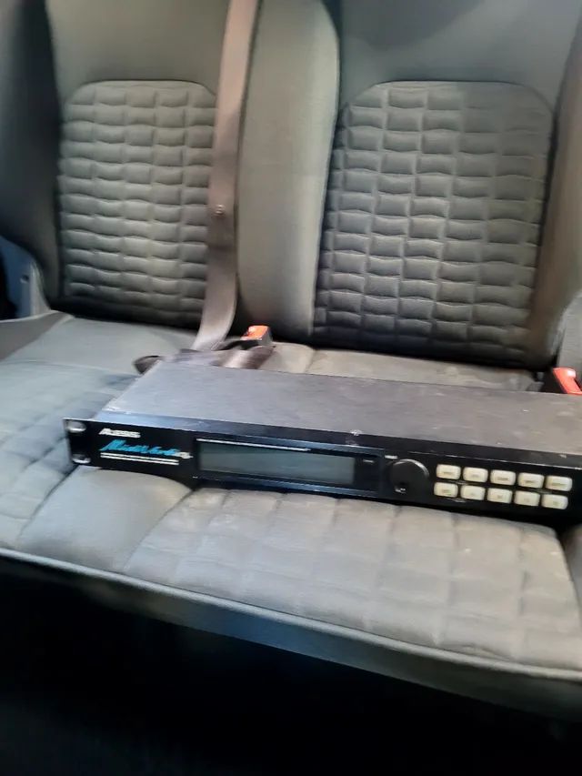 Midverb 464750425631489120