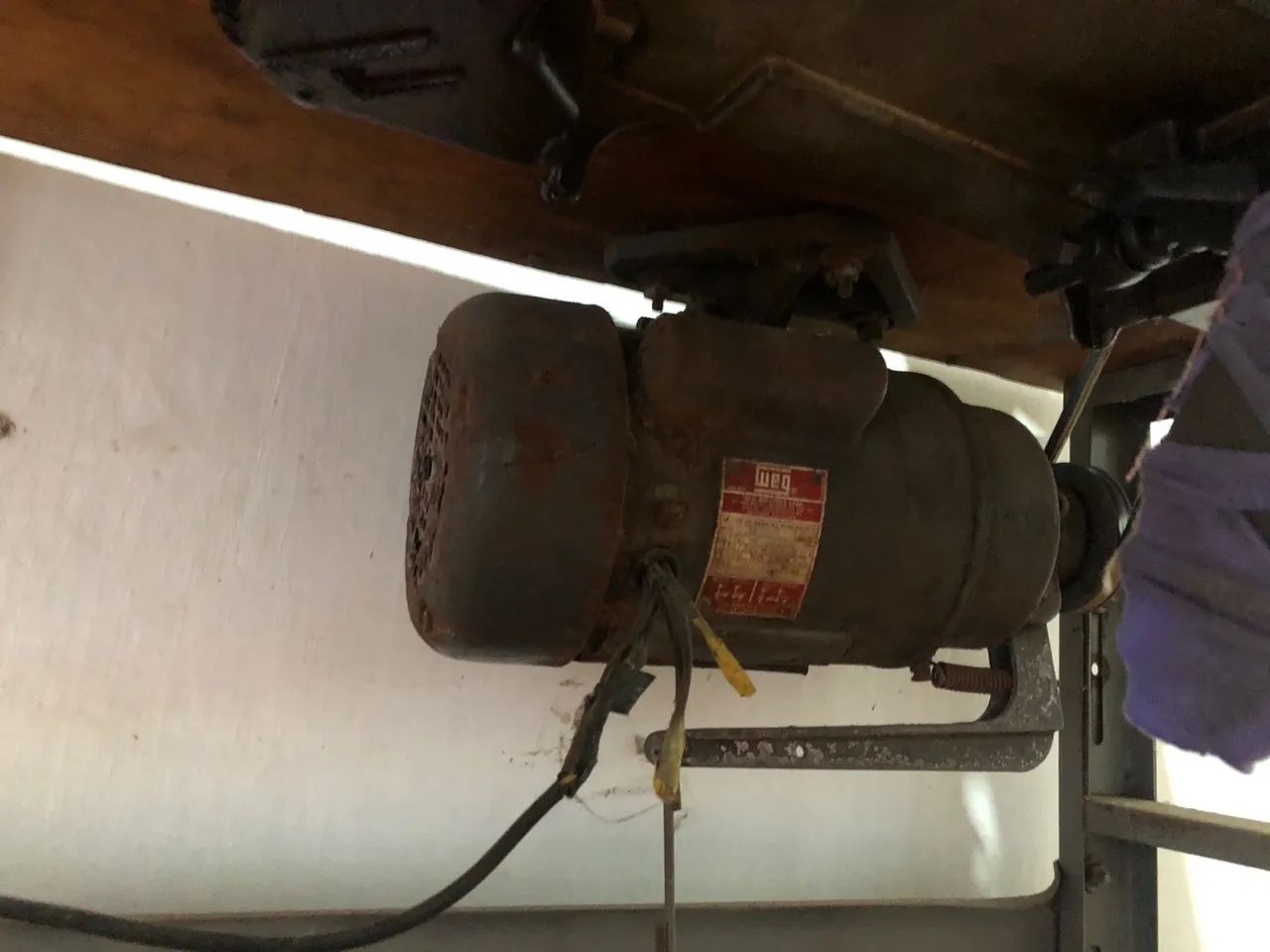 Máquina de Costura Industrial Usada - Foto 4