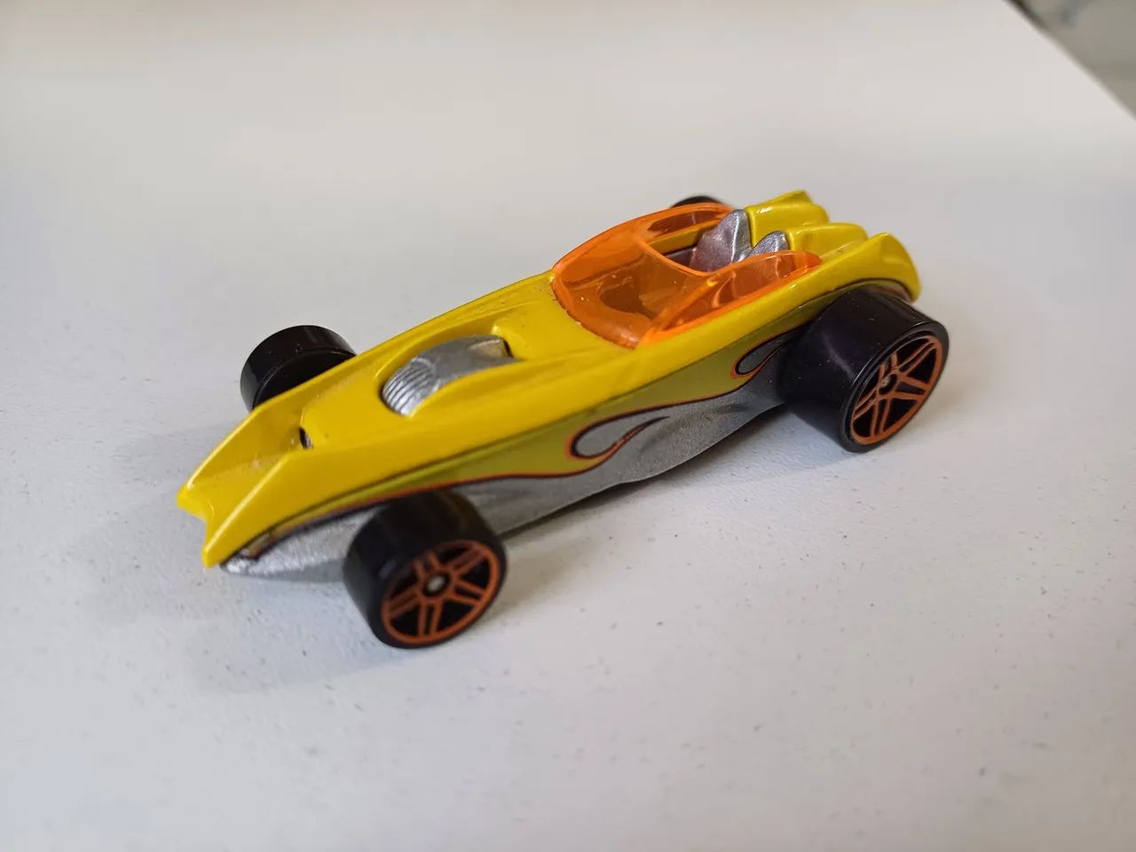 Carro Hot Wheels Vintage - Foto 2