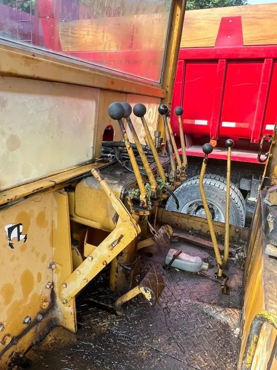 Catepillar 120 b ano 86 - Foto 5