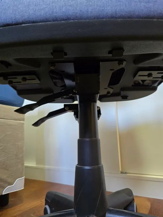 Cadeira de Escritório Flexform Regulável - Foto 2