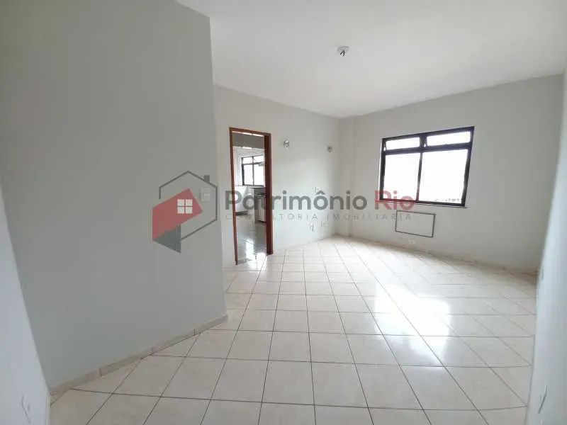 Excelente apto 2 quartos, varanda, dependência completa - Foto 4