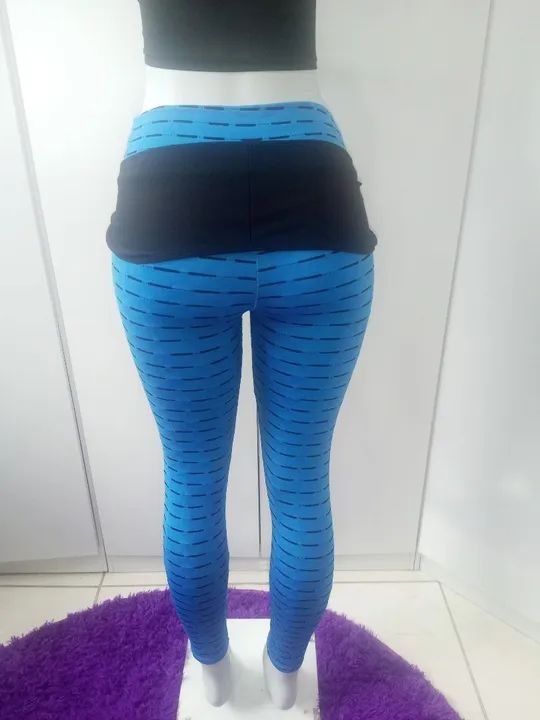 Legging azul com detalhes em preto - Foto 2