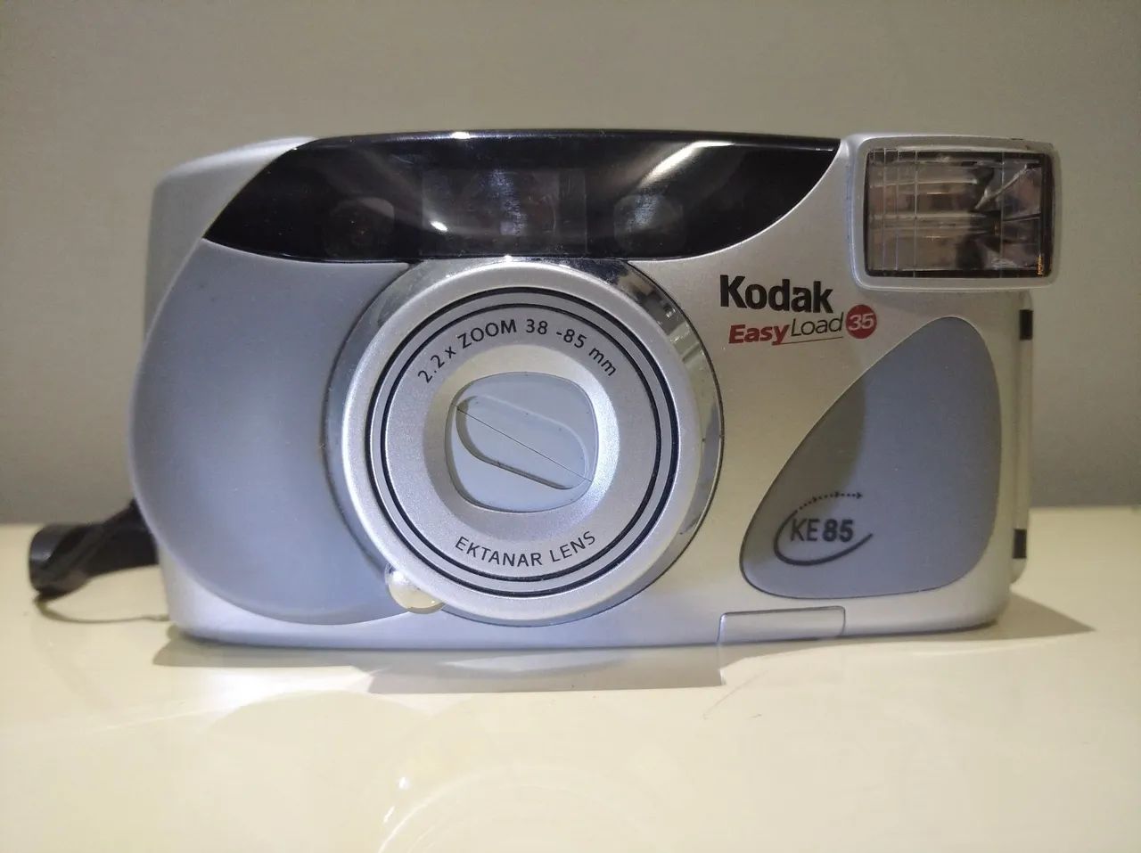 Câmera Kodak EasyLoad 35 antiga  - Foto 2