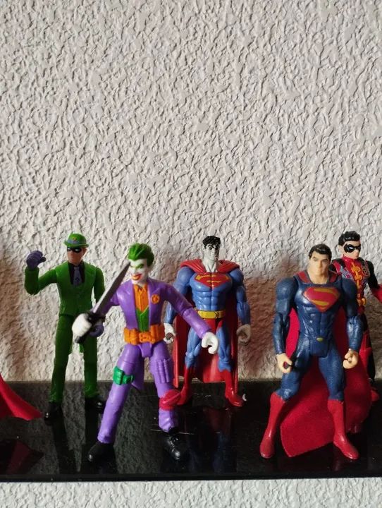Lote de bonecos Batman, Superman DC - Foto 4
