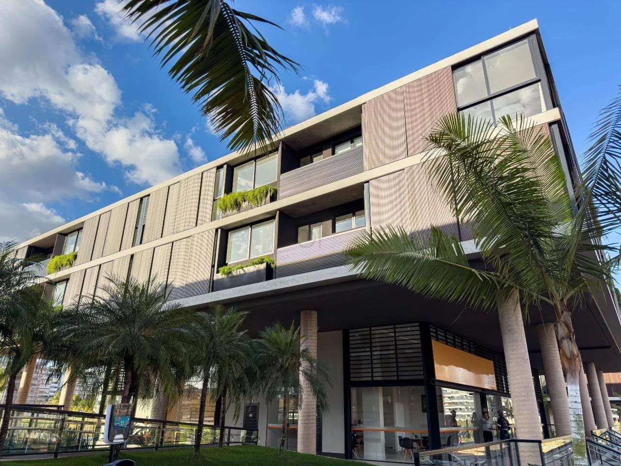 LOJA A VENDA NO NOROESTE, CLNW 04/05, 105 M² !!! - Foto 10