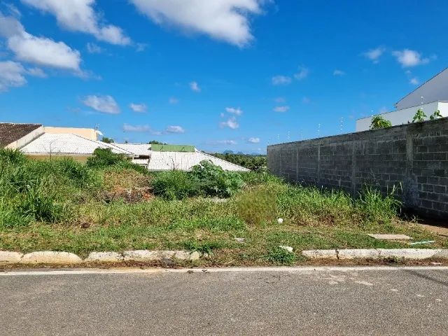 Ótimo terreno plano de 10X20 frente para o nascente JD Vitoria Macaé RJ!