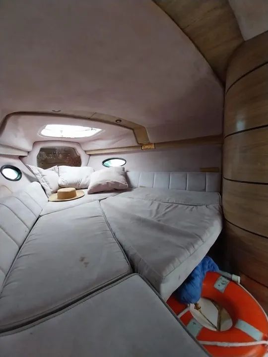 Vendo lancha real 26 class motor mag 350 - Foto 5