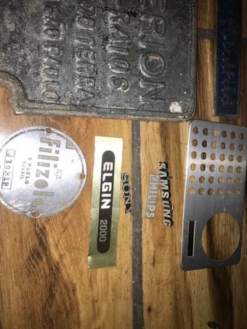 9 Placas e logos antigos metal frio - Foto 2