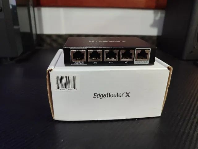 Roteador Edgerouter X Er-x Preto 110v/220v - Foto 2