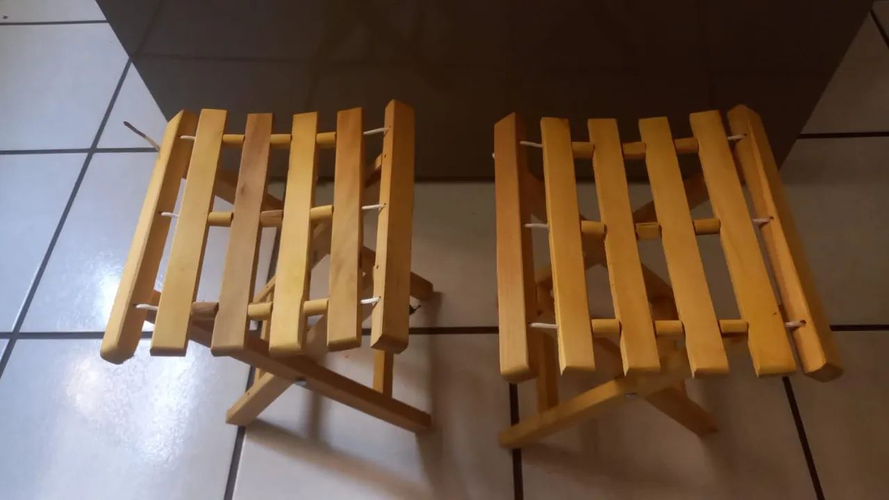 Banquinhos dobráveis 60 reais cada  - Foto 2