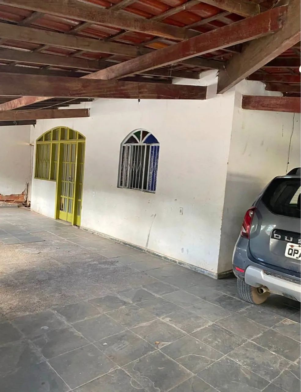 Vendo casa na QNM 