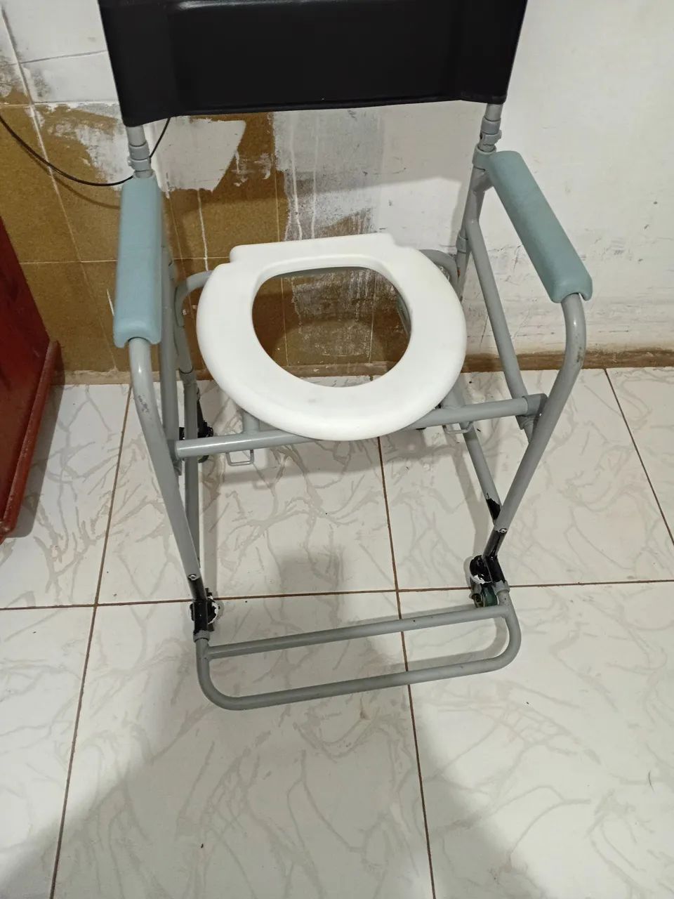 Cadeira de banho 64850236492930122