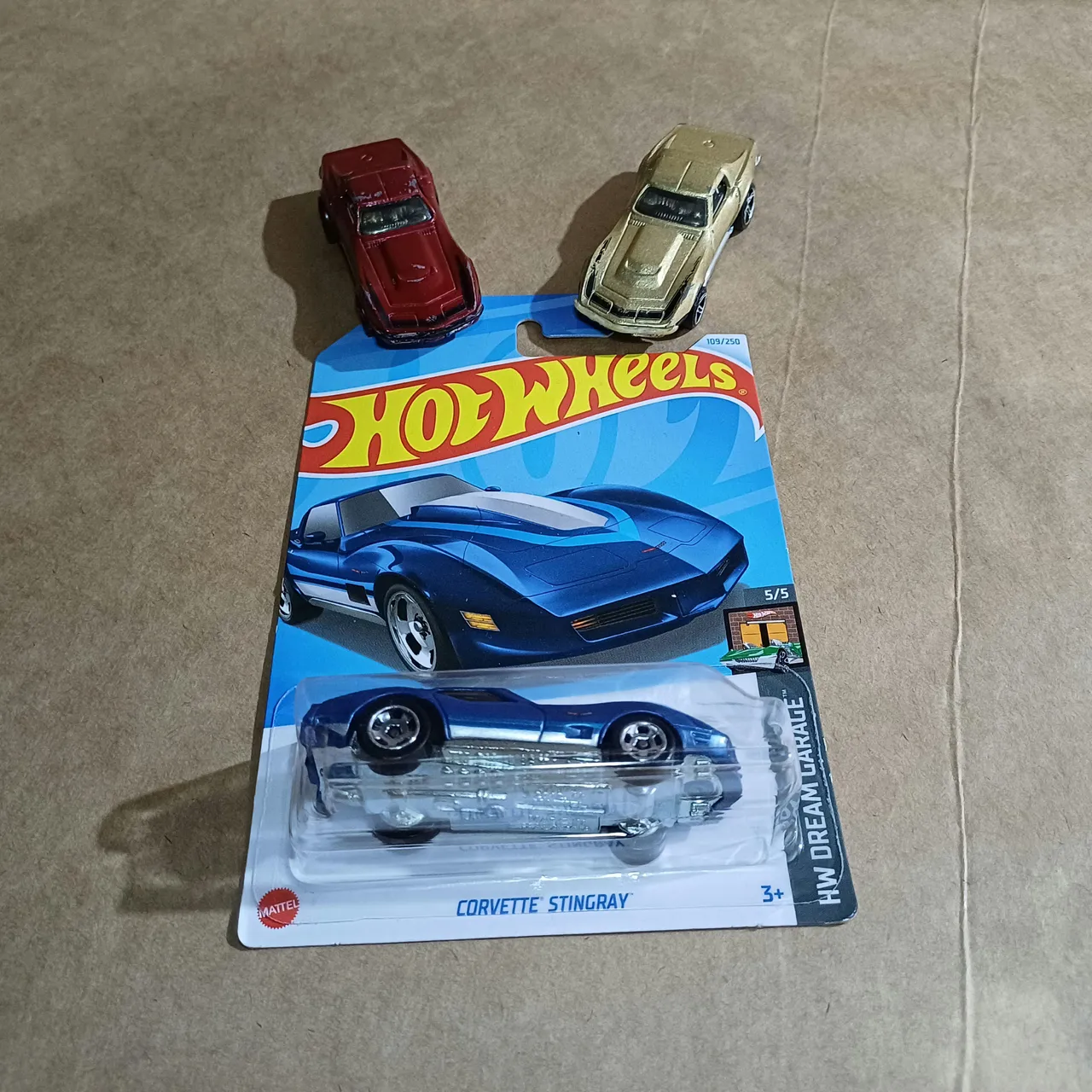 Hot Wheels: Trio de Corvettes