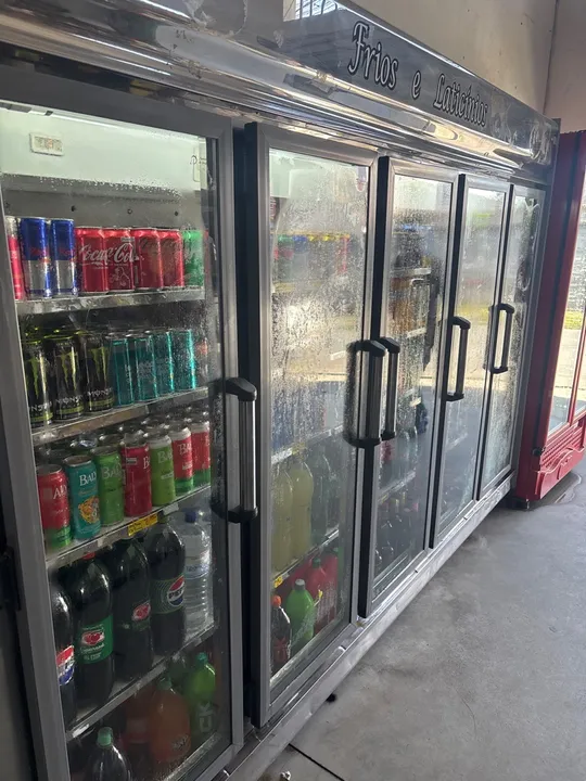 Refrigerador Expositor para Comércio
