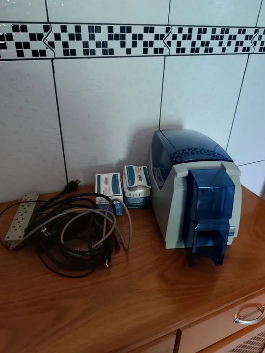 Impressora de crachá PVC - Foto 2