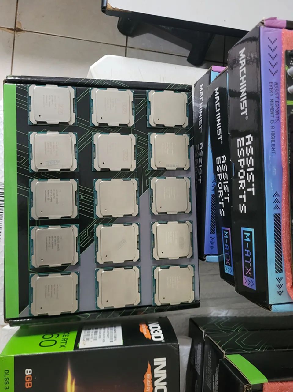 Processador Xeon E5-2680 V4 (14 Núcleos - 28 Threads) - Foto 2
