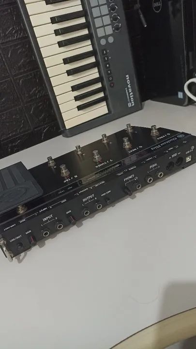 PEDALEIRA CONTROLADOR MIDI GUITAR RIG KONTROL 3 + Plugins e Drivers - Foto 3
