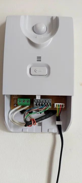 Prestação de serviços na área de segurança eletrônica,câmeras,alarmes,portão automático. - Foto 4