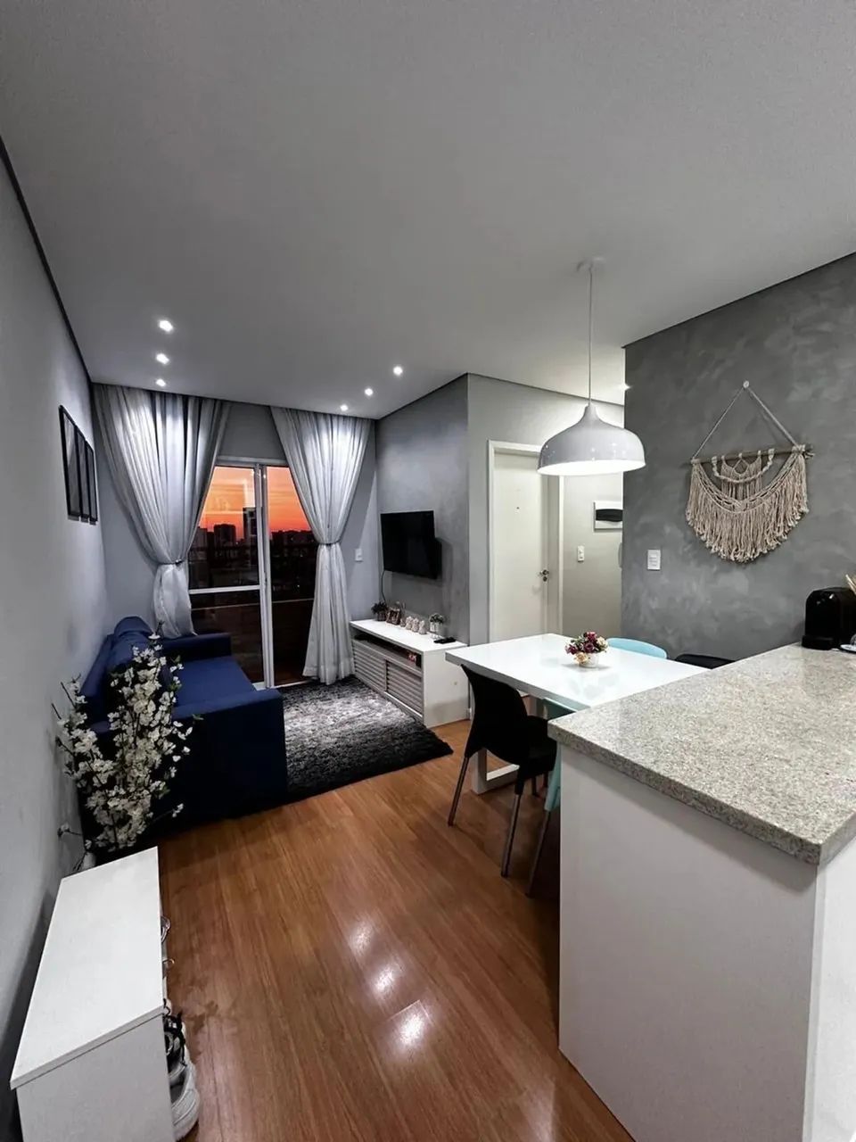 Apartamento 2 dormitórios Condomínio Villa Sunset