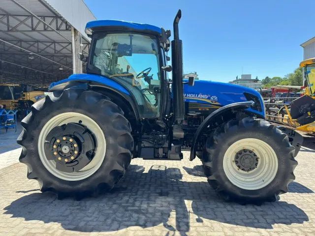 Trator New Holland T7.245 - Foto 3