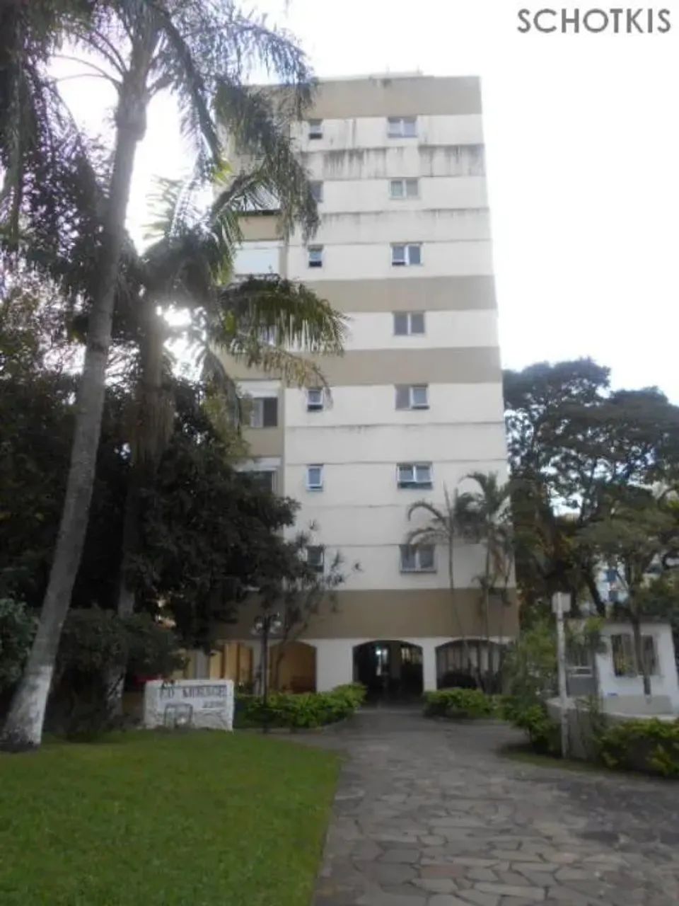 IMOBILIÁRIA SCHOTKIS VENDE COM EXCLUSIVIDADE APARTAMENTO DE 01 DORMITÓRIO, (ALUGADO) 8º AN