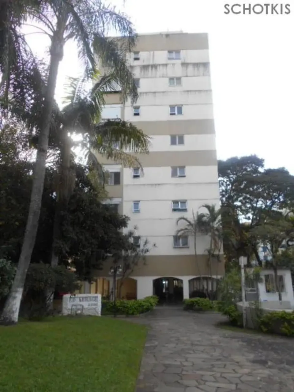 IMOBILIÁRIA SCHOTKIS VENDE COM EXCLUSIVIDADE APARTAMENTO DE 01 DORMITÓRIO, (ALUGADO) 8º AN