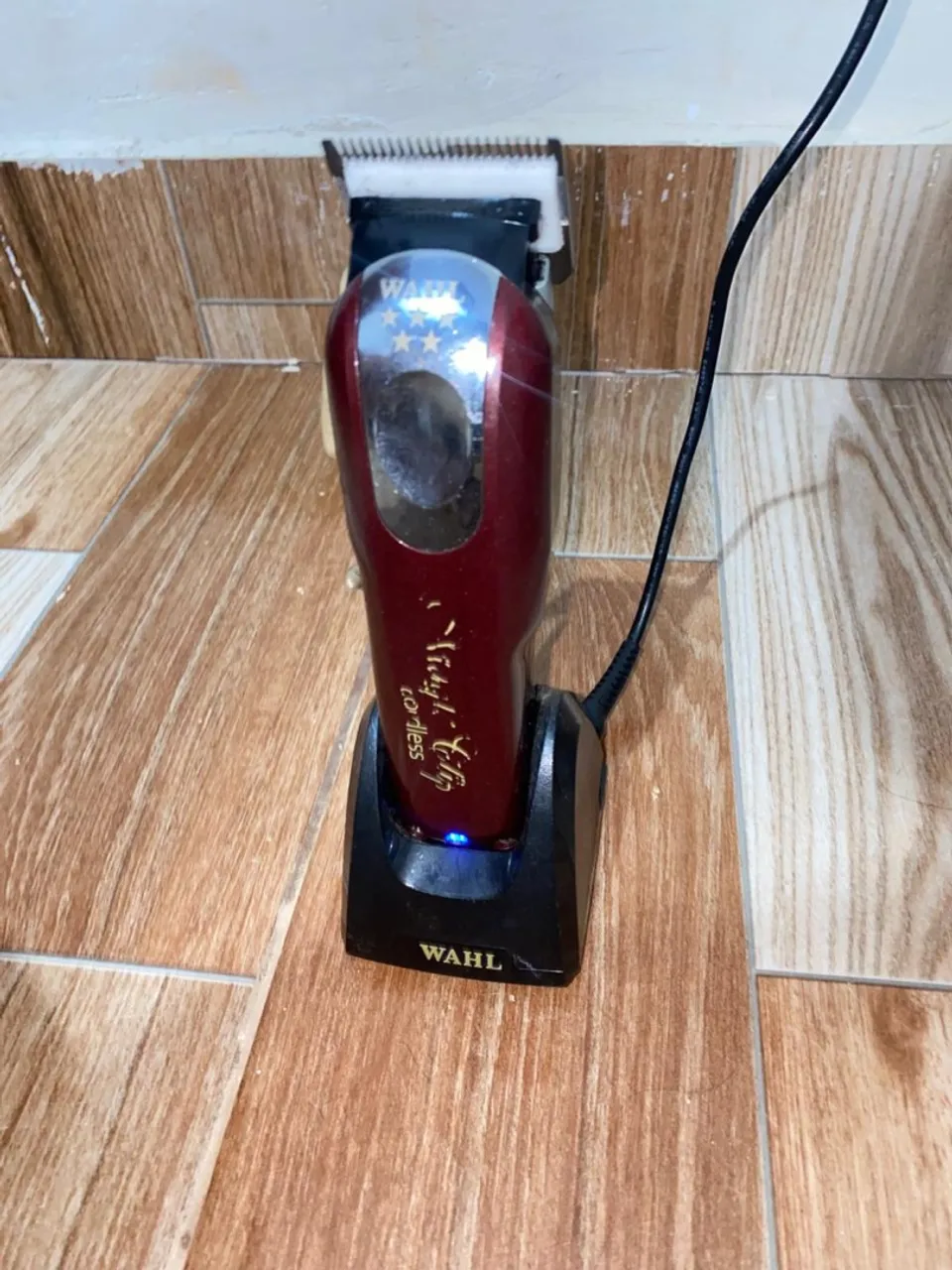Máquina de cortar cabelo Wahl Cordless Magic Clip