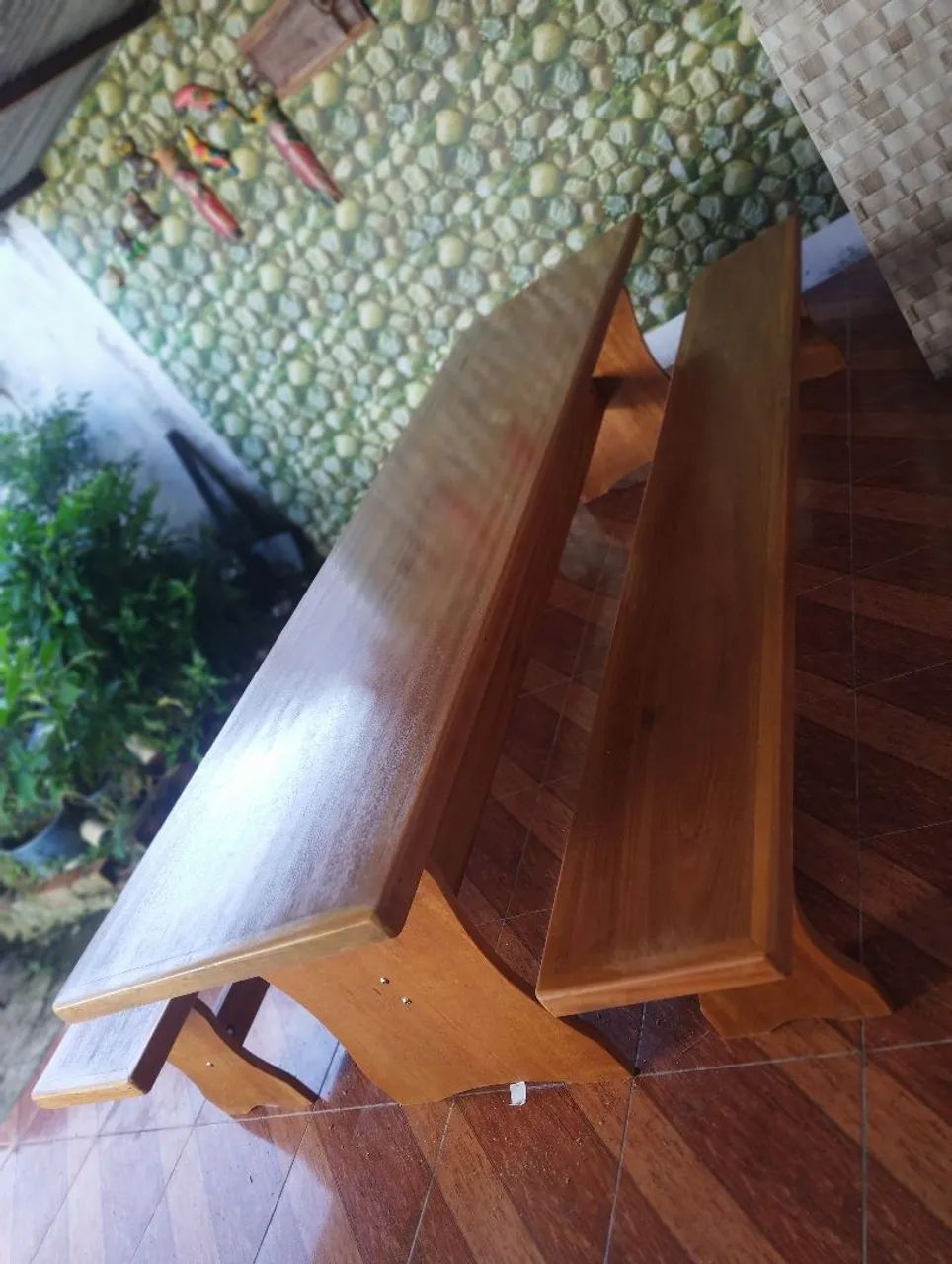 Mesa de Jantar Amadeirada com Bancos e Banquinho - Foto 4