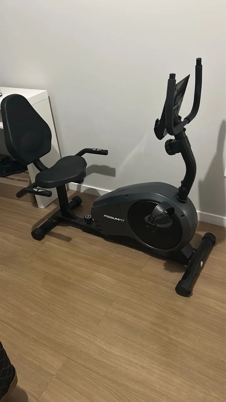 bicicleta ergométrica podiumfit  semi-nova!