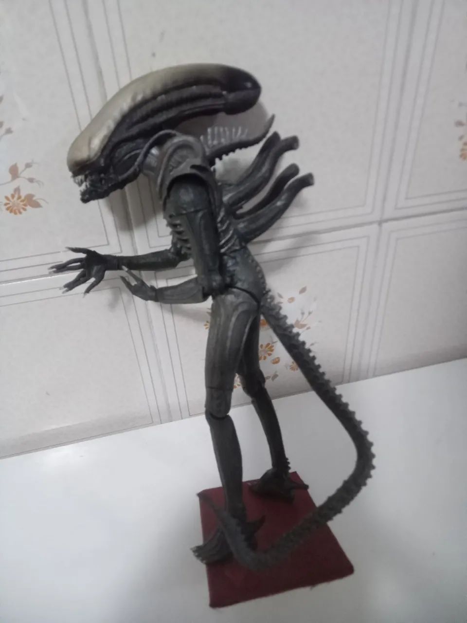 Boneco Alien Neca original coleção tamanho 22 cm articulado excelente <br> - Foto 3