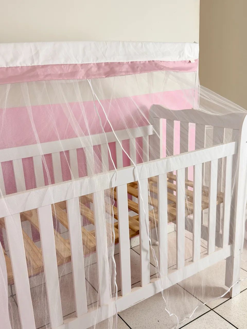 White MDF Crib64673481378050122