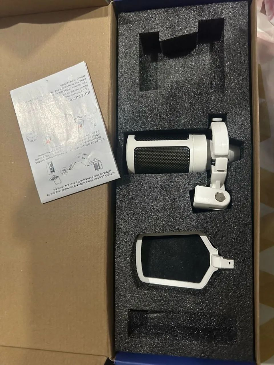 Microfone FIFINE AMPLIGAME A6T 