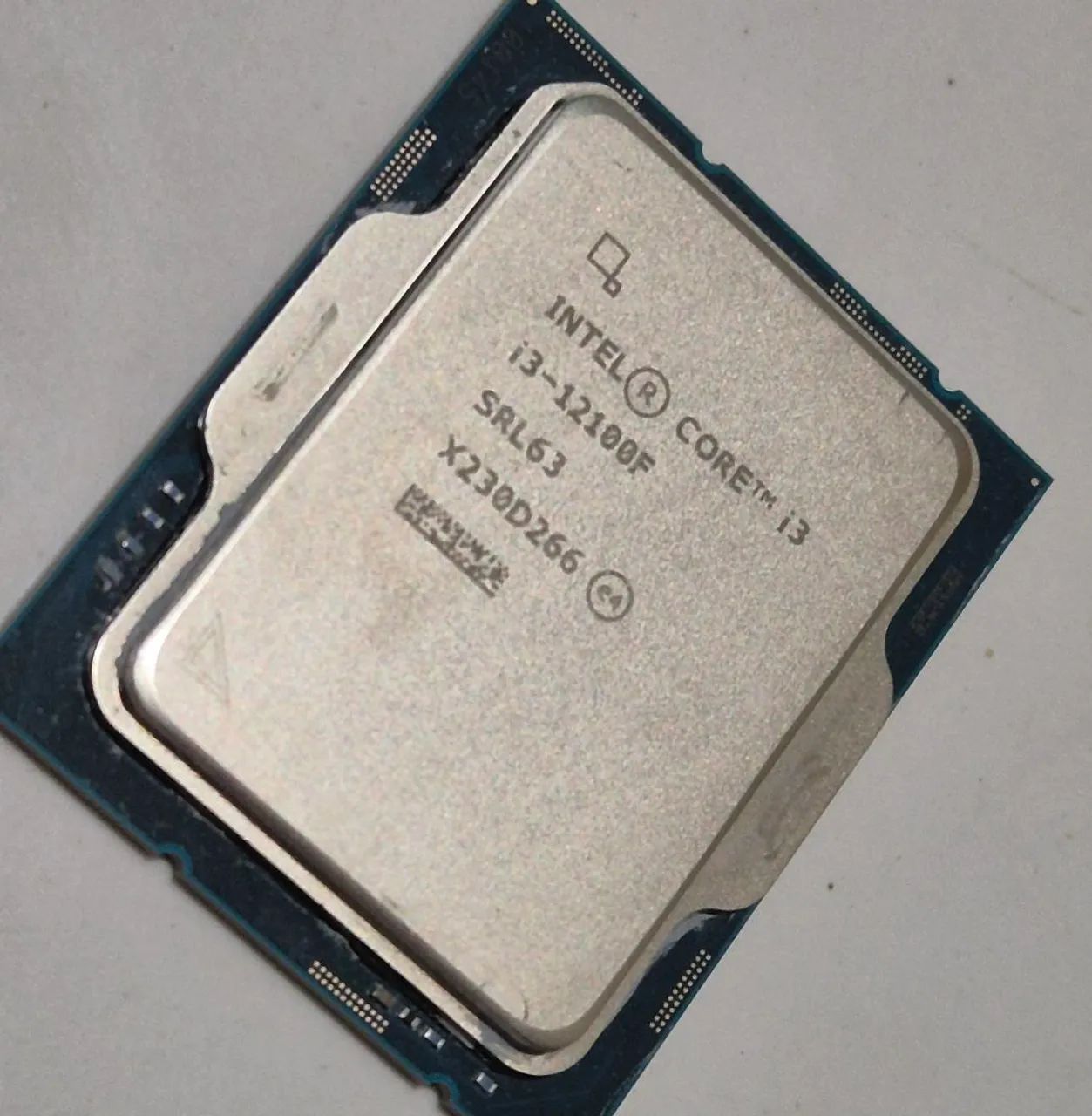 Processador Intel i3-12100f LGA1700