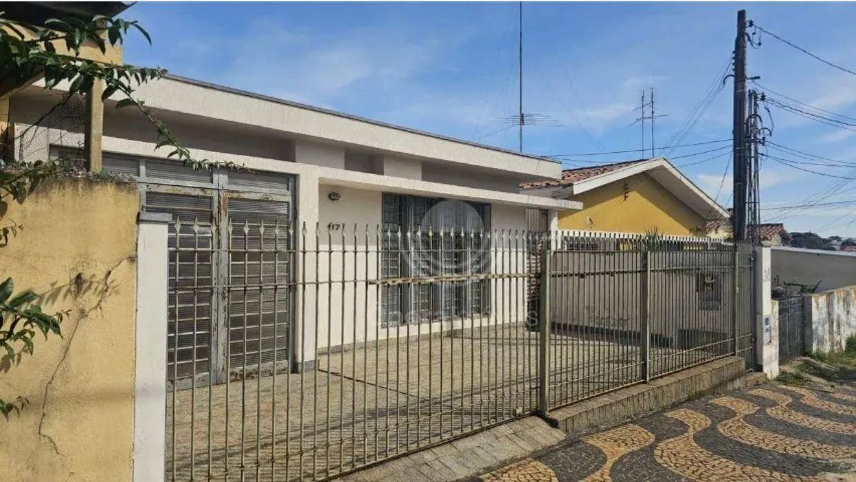 Casa a Venda a 150 metros do Taquaral