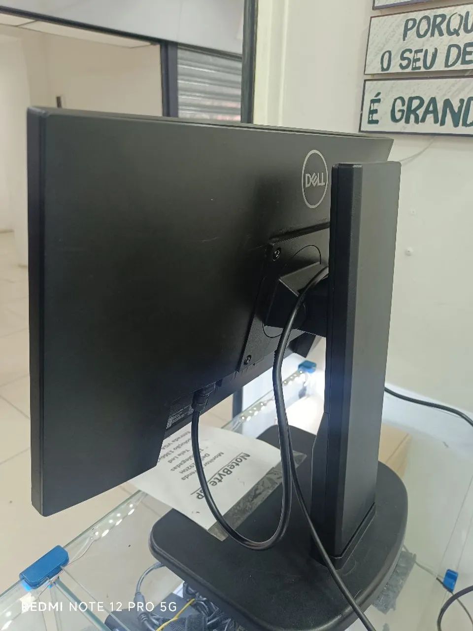 Monitor Dell 1920H 19 polegadas cabo VGA e displayport  - Foto 2